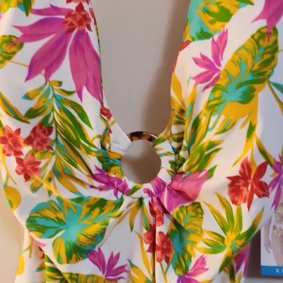 Floral Halter One Piece Swimsuit - Picture 3 of 5